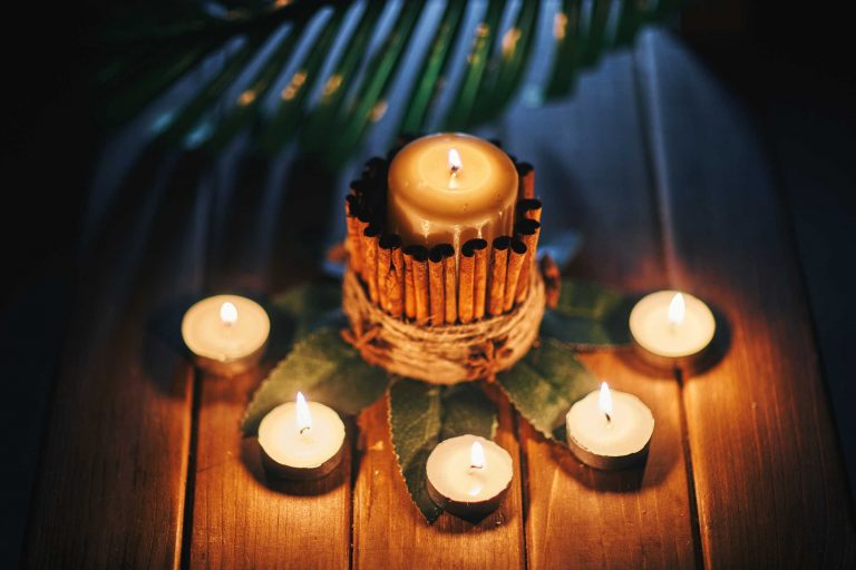 Creating Candle Gift Sets and Sharing Your Creations